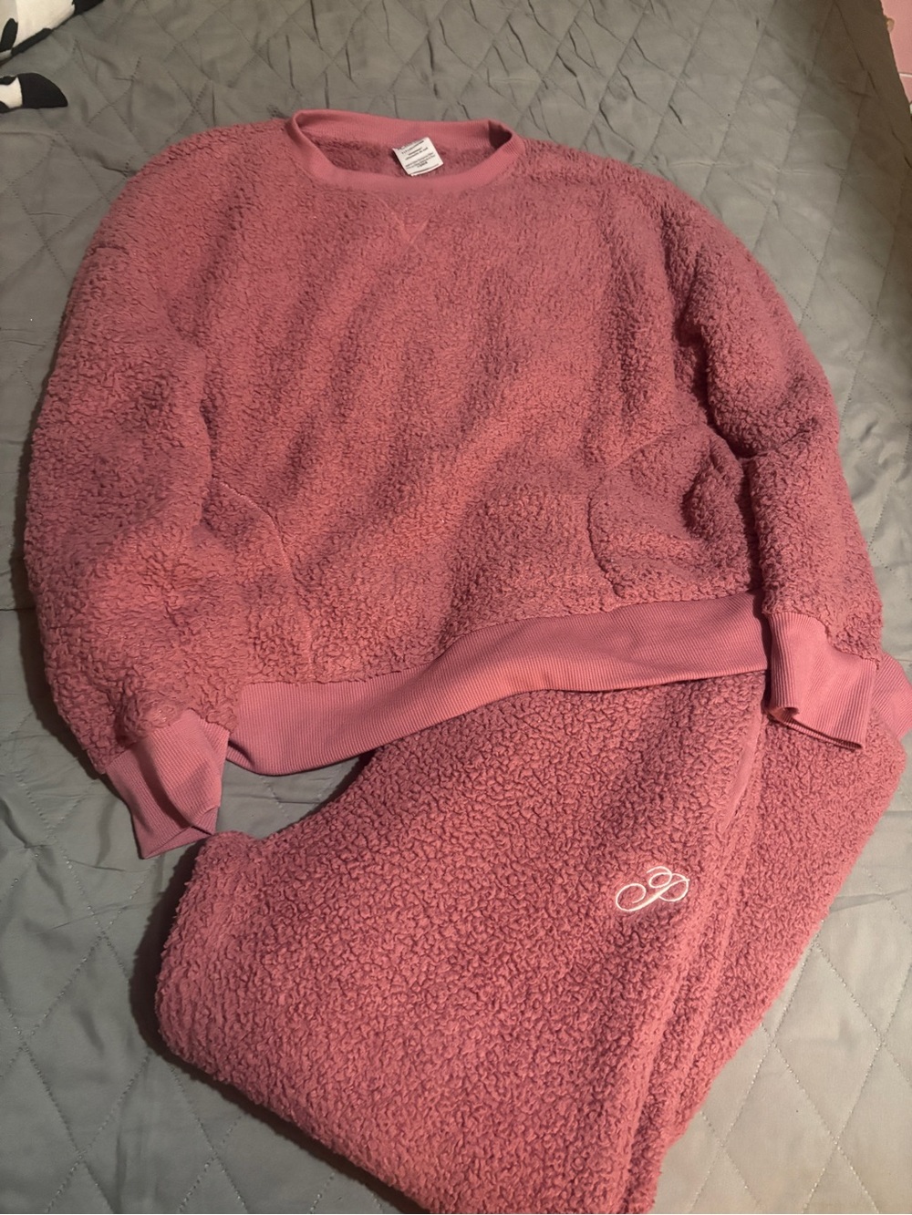 PINK Victoria's Secret Plush Sherpa Pajama Set - Rose Pink